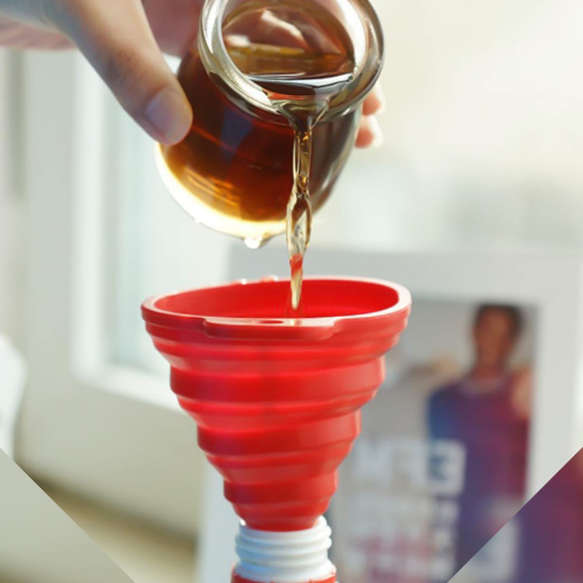 0826 Foldable Kitchen Collapsible Funnel for Water Bottle Liquid Transfer Food Grade Funnels Set (Big) - SkyShopy 0826 Foldable Kitchen Collapsible Funnel for Water Bottle Liquid Transfer Food Grade Funnels Set (Big) - SkyShopy